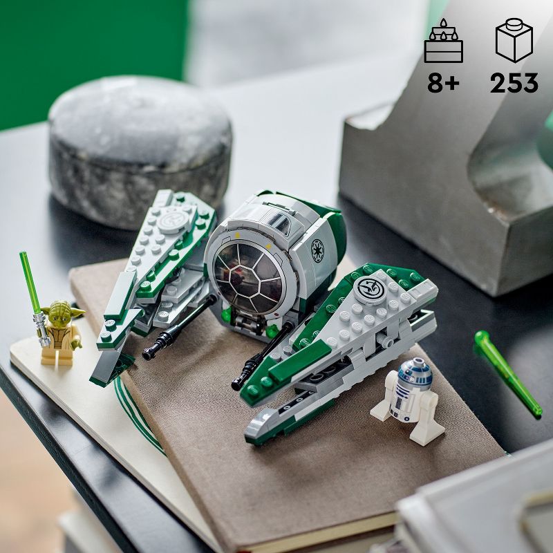 LEGO Star Wars: The Clone Wars Yoda&#39;s Jedi Starfighter Collectible 75360, 3 of 8