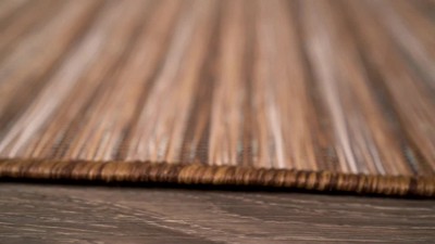 Heathered Natural Brown Stripe 6' Round Synthetic Area Rug