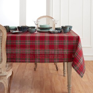 Solino Home Linen Plaid Tablecloth | Classic Tartan - 1 of 4