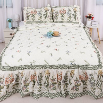 Green Flowers 3-Piece Comforter Set, King Size – Includes 1 Soft Lightweight Comforter and 2 Matching Pillowcases, Floral Bedding