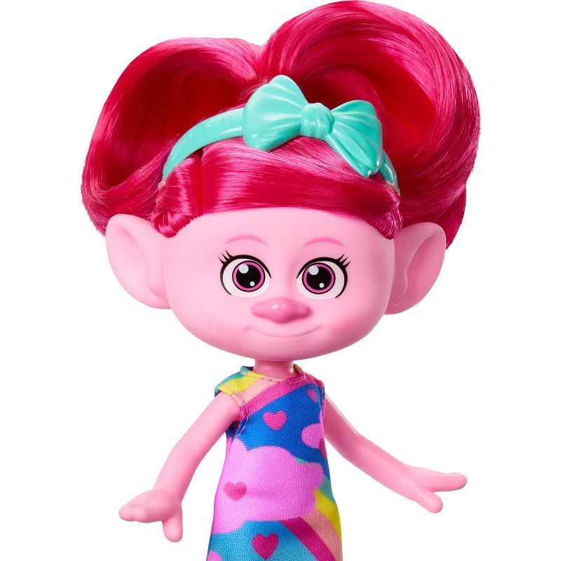 DreamWorks Trolls Band Together Trendsettin Queen Poppy Fashion Doll Toys Inspired by the Movie, 3 of 8