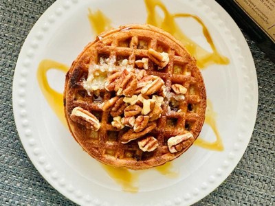 Guest review image 1 of 3, zoom in