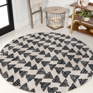 Aisha Moroccan Triangle Geometric Indoor Area Rug - JONATHAN Y - 1 of 4