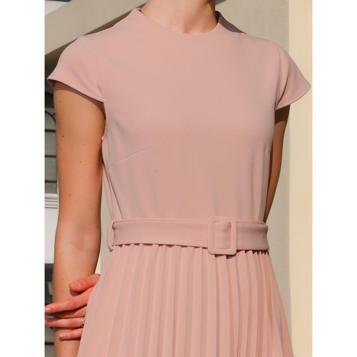 Женские платья INSPIRE CHIC Women's Mock Neck Cap Sleeve Belted A-Line Midi Pleated Dresses X-Large Pink — фото 4