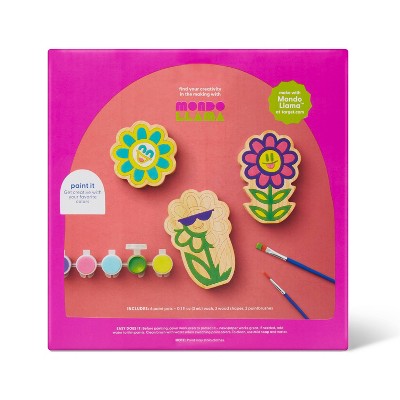 Mondo Llama - Brandclub - 3ct Wood Flowers Painting Craft Kit