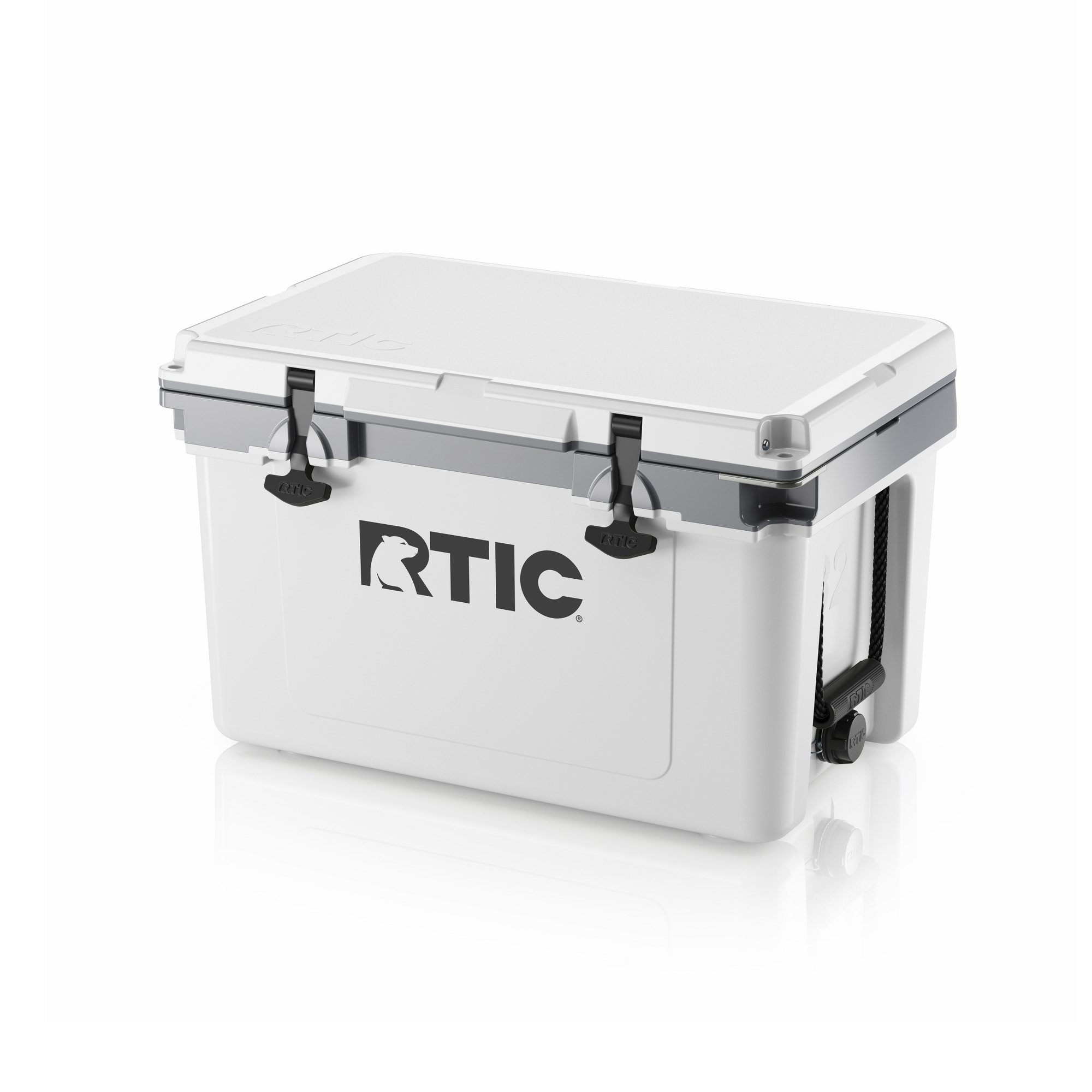 RTIC Outdoors 32 QT Ultra-Light Hard Sided Cooler - White/Gray: Beverage Capacity 48 Cans