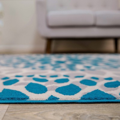 Blossom Bliss 39" Blue Floral Synthetic Easy-Care Area Rug