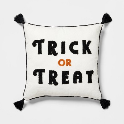 Falloween Reversible 'Trick or Treat' Halloween Decorative Pillow - Hyde & EEK! Boutique™