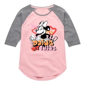 Girls' - Disney - Minnie Mouse Doing My Thing Shirt Tail Raglan Graphic T-shirt - 1 of 3