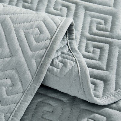 Light Gray Full Microfiber Reversible Quilt Set