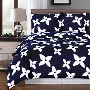 Egyptian Linens Desiree Duvet Cover Set, King/Calking - 1 of 3
