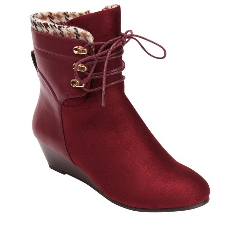 Ladies wide outlet width booties