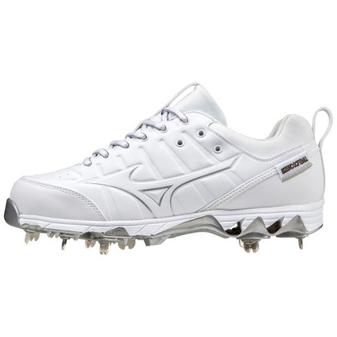 White nike 2025 metal softball cleats