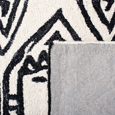 Elegant Noir Hand-Tufted Wool 8' x 10' Area Rug
