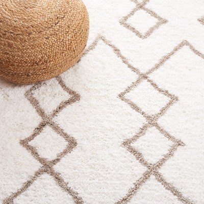 Ivory and Silver Geometric Hand-Tufted Shag Area Rug 8' x 10'