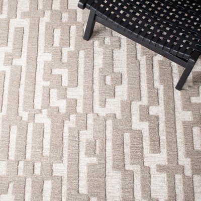 Gray Geometric Hand-Tufted Wool Area Rug, 5' x 8'