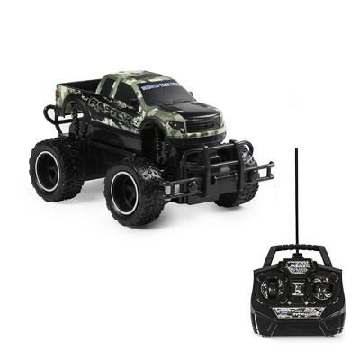 World Tech Toys Digital Camo 1:24 Licensed Ford F-150 SVT Raptor RC Truck