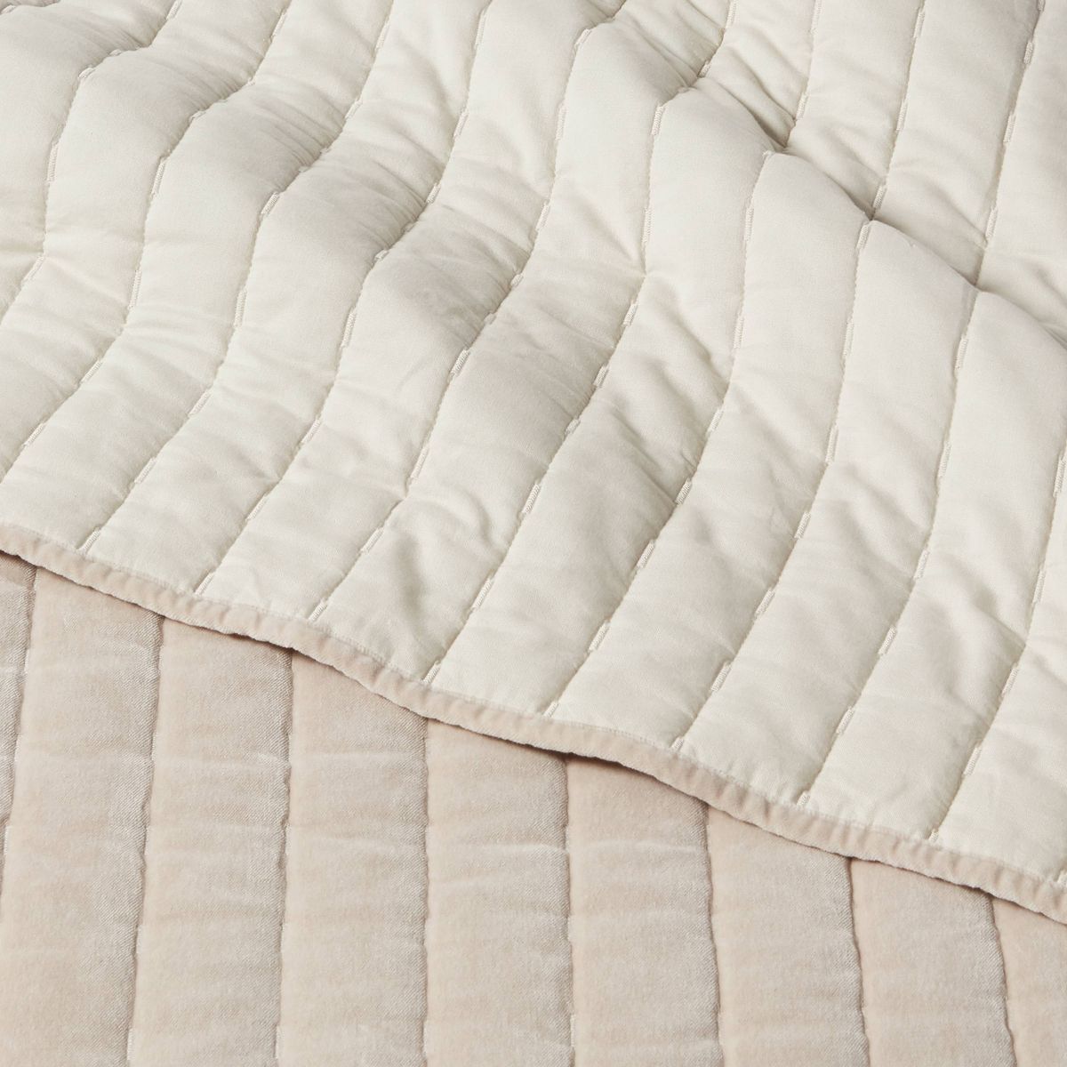 Channel Stitch Velvet Quilt - Threshold - thumbnail 4
