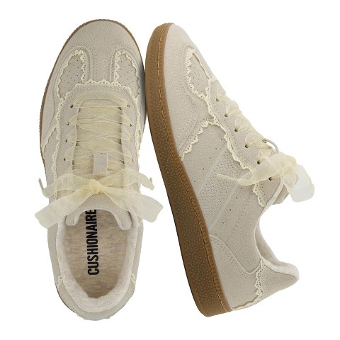 Женские кроссовки CUSHIONAIRE Belinda Women’s Lace Detail Casual Sneakers – Elegant Ribbon Lace-Up Shoes with Memory Foam Ivory Vegan Suede 8.5