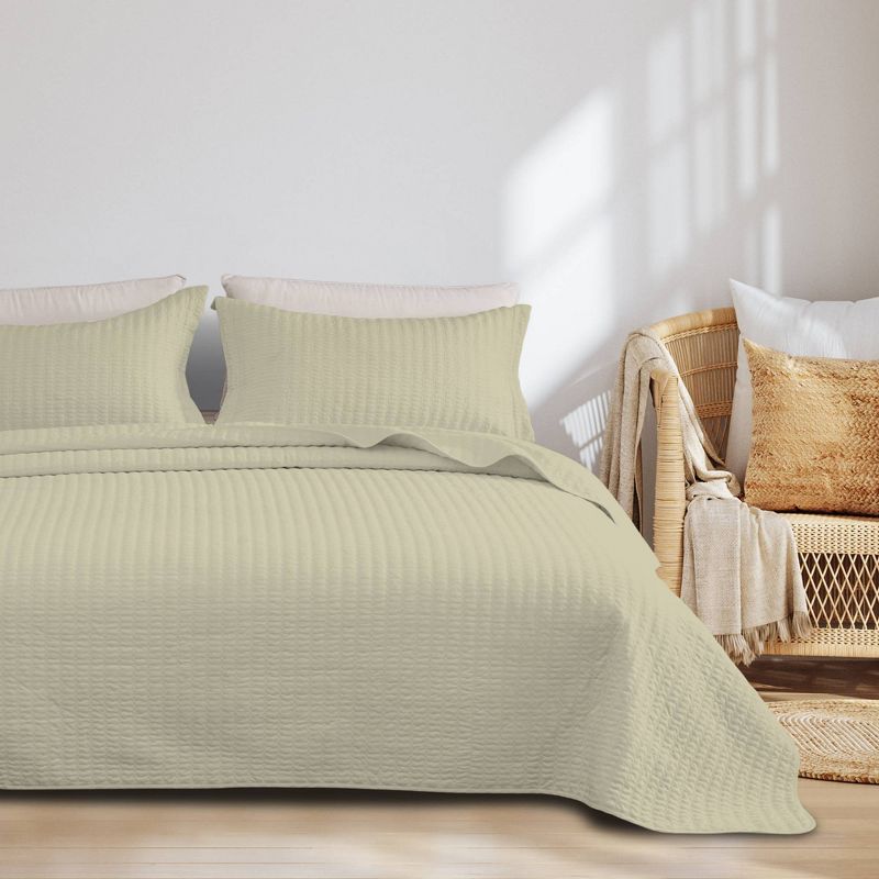 Solid Basketweave Quilt Bedding Set - Isla Jade, 1 of 9