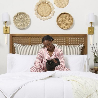 Twin Cream Organic Down Alternative Microfiber Comforter