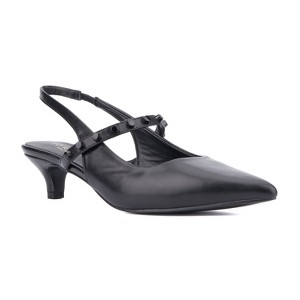 Torgeis Women's Tamara Kitten Heel Pump - 1 of 4