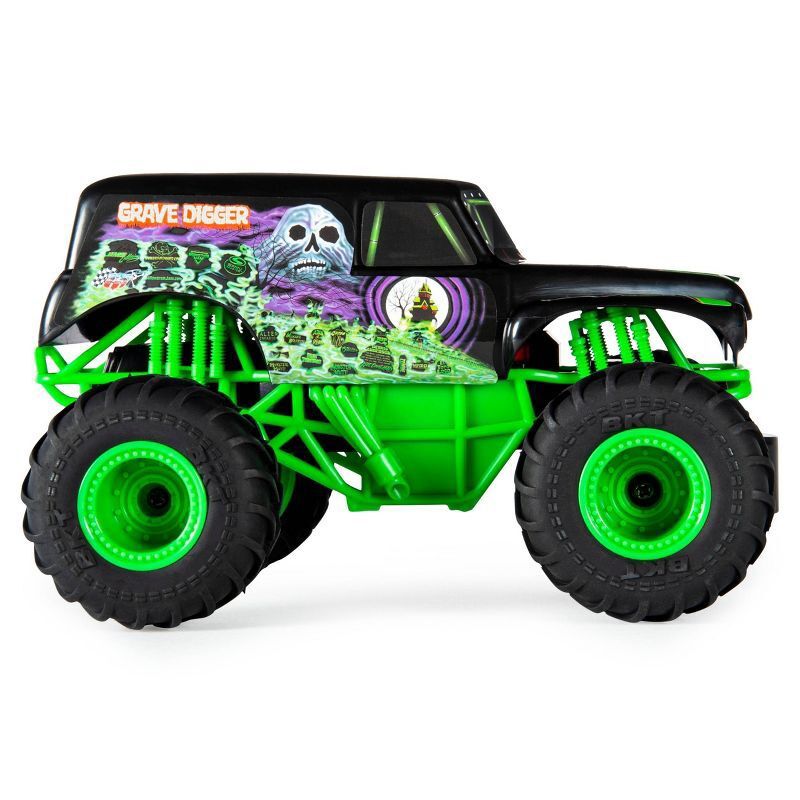 Monster Jam - RC 1/24 Scale - Grave Digger, 3 of 9