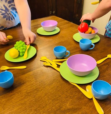 Green Toys Kitchen Role Play Dish Set