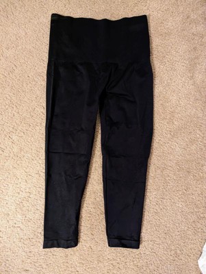 SPANX Black Capri length pants. Small. New without tags