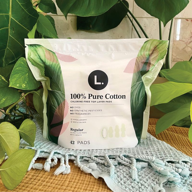 L . Organic Cotton Topsheet Ultra Thin Super Absorbency Pads, 3 of 18