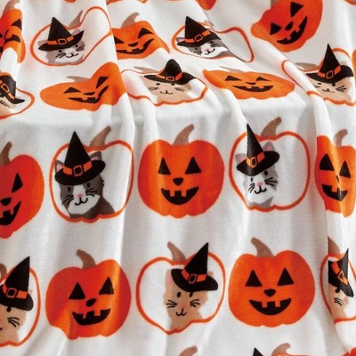 Halloween Cats and Pumpkins Knitted Machine Washable Throw Blanket