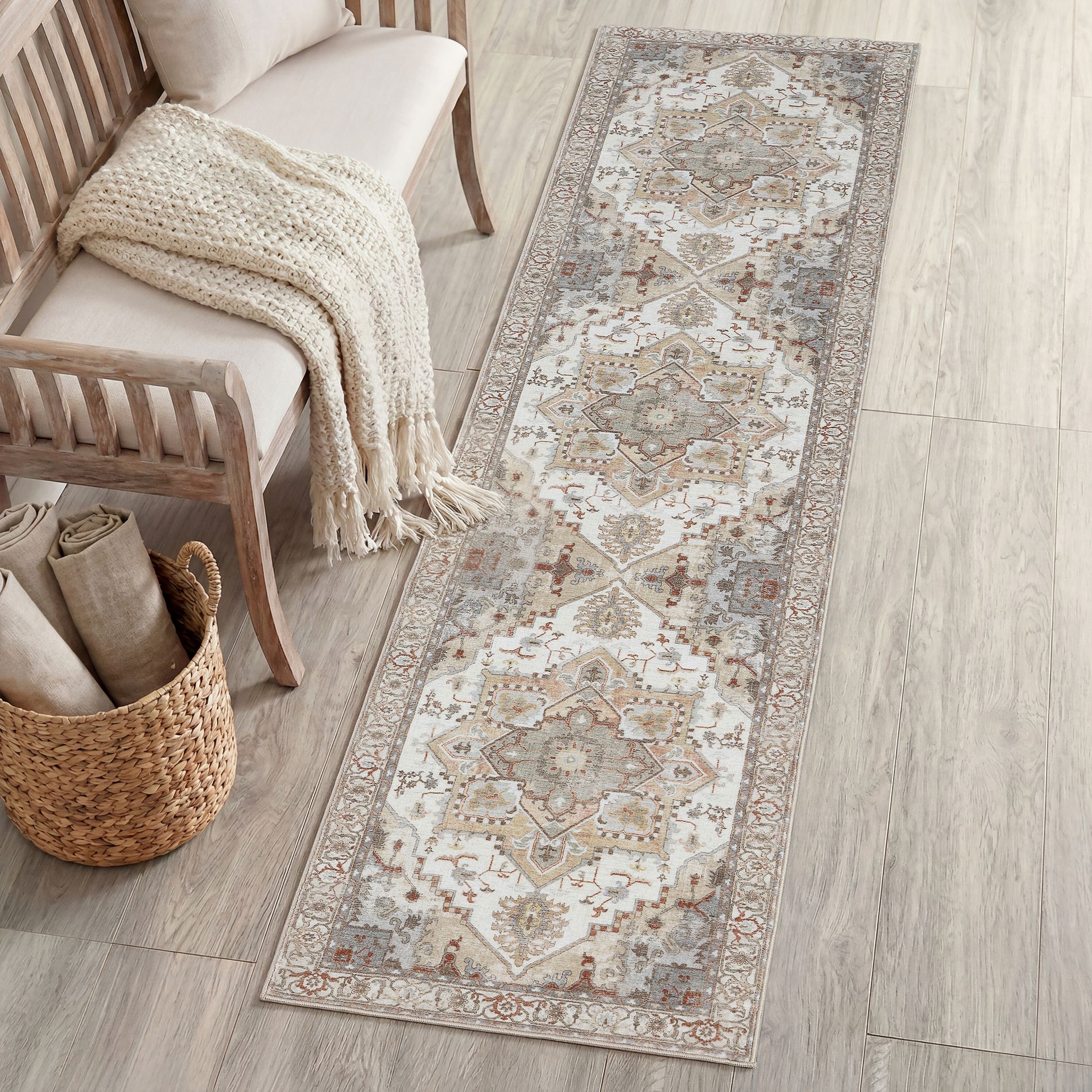 JONATHAN Y Sersi Ornate Large Medallion Border Non-Slip Machine-Washable Area Rug