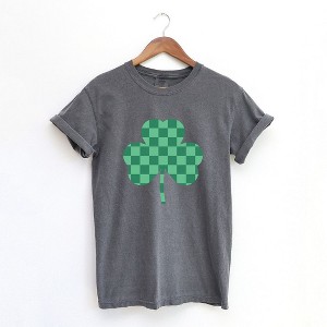 Simply Sage Market Women's Checker Shamrock Short Sleeve Garment Dyed Tee - 1 of 4
