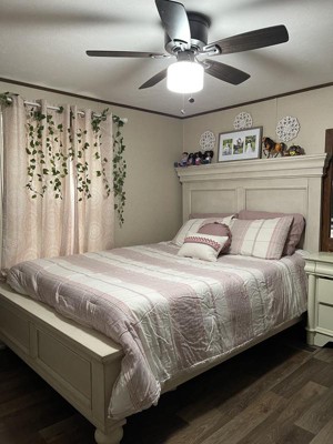Guest review image 2 of 3, zoom in