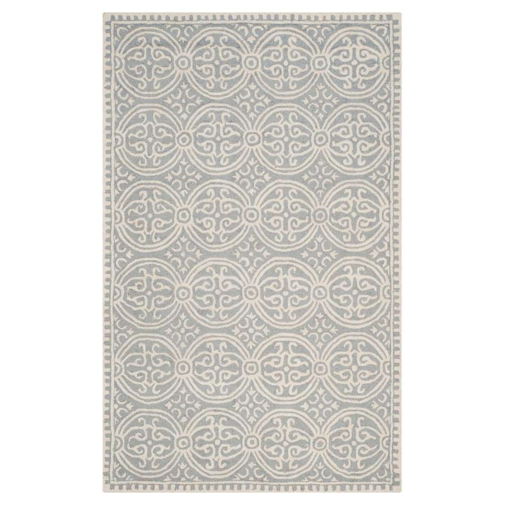 Silver/Ivory Color Block Tufted Area Rug 4'x6' - Safavieh