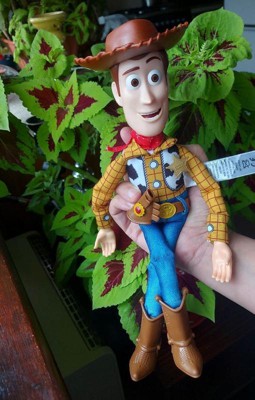 Mattel Disney Pixar Toy Story Roundup Fun Woody Large Talking Posable  Figure, 12 Inches Tall with 20 Phrases Authentic Detail, Fabric Plush &  Plastic