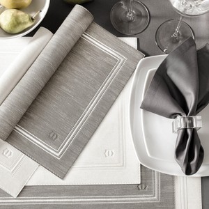 Togas Grace Grey Placemat Rectangular - 1 of 4