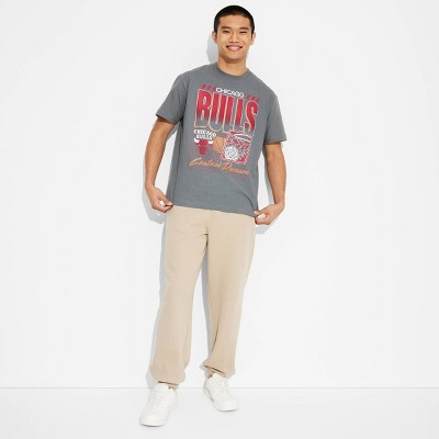 Men's Short Sleeve Chicago Bulls Graphic T-Shirt - Original Use™ Dark Gray