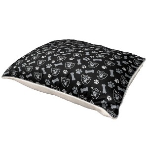 NFL Las Vegas Raiders Bones Repeat Faux Shearling Pet Bed - 1 of 2