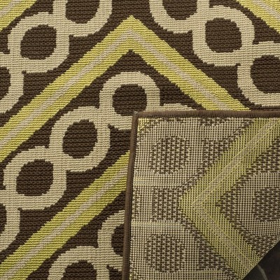 Hampton Brown and Ivory Chevron Synthetic Indoor/Outdoor Rug