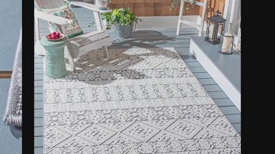 Cabana Geometric Ivory & Grey Synthetic Indoor/Outdoor Runner Rug