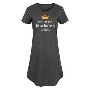 Women's - Instant Message - Real Queens Fix Each Other's Crowns Graphic T-shirt Dress - 1 of 4