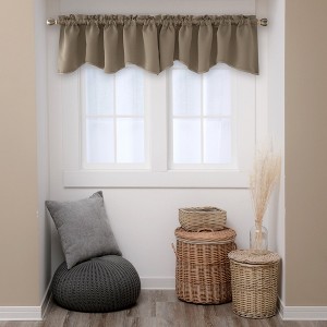 Deconovo Scalloped Valance Curtain – Rod Pocket, 1 Panel, Blackout Style - 1 of 4