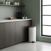 Innovaze 8 Gal / 30L Round Step-On Trash Can, Removable Inner Bucket for Home, Office - 4 of 4