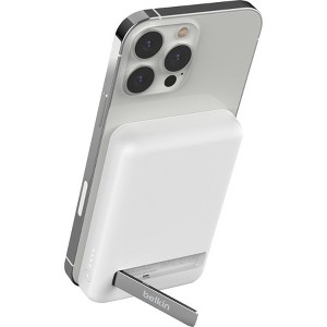 Belkin BoostCharge Magnetic Wireless Power Bank 5K + Stand - 1 of 4