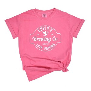 Simply Sage Market Women's Cupid's Brewing Co. Short Sleeve Garment Dyed Tee - 1 of 4