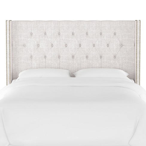 White diamond deals tufted bed