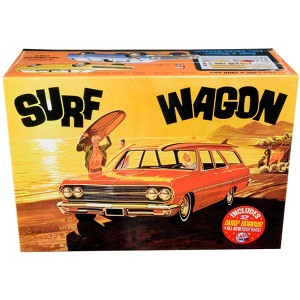 Skill 2 Model Kit 1965 Chevrolet Chevelle "Surf Wagon" with Two Surf Boards 4 in 1 Kit 1/25 Scale Model by AMT - 1 of 4