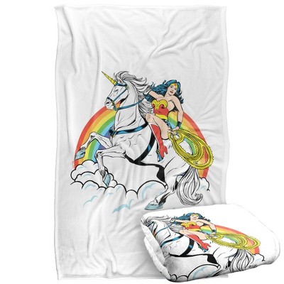 Wonder Woman Strong Warrior Silky Touch Super Soft Throw Blanket 36