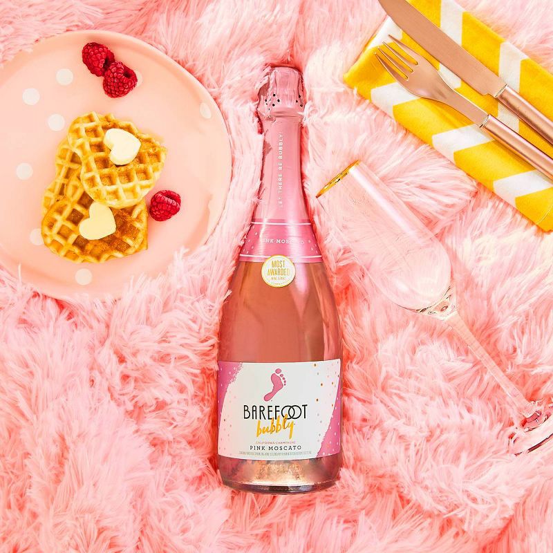 Barefoot Bubbly Pink Moscato Champagne Sparkling Wine - 750ml Bottle, 3 of 6